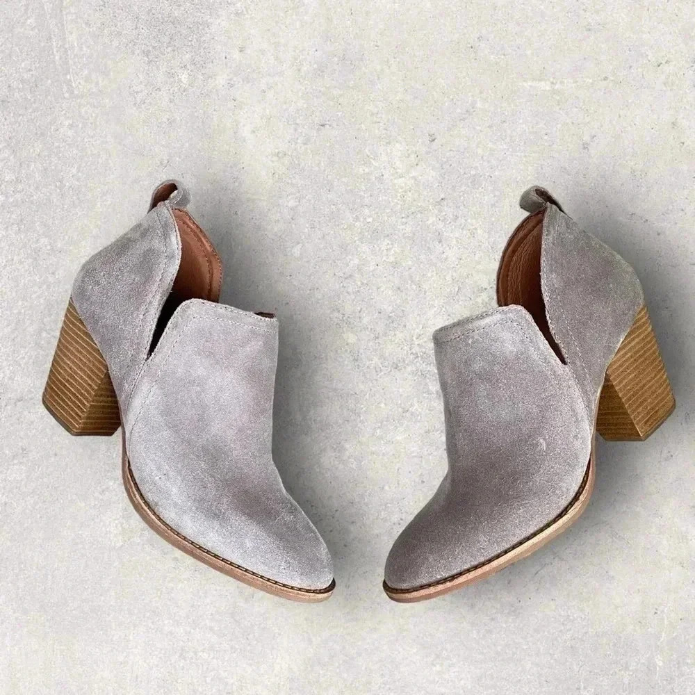 JEFFREY CAMPBELL ROSEE Boots Taupe Suede Details Block‎ Heel Size 9